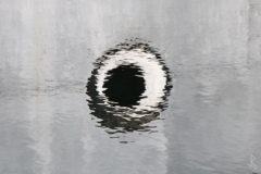 REFLECTIꓘ